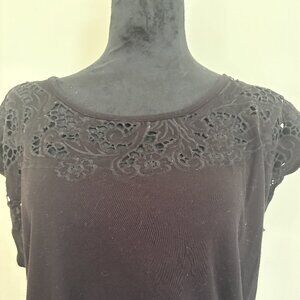 BLACK CAP SLEEVE SUMMER DRESS